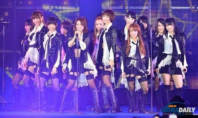 首屆香港國際AI藝術節開幕！科技邂逅創意：少年狂贊機器人